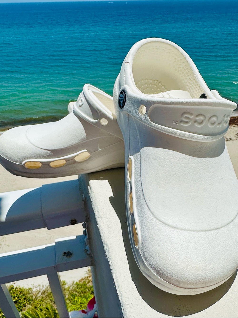 Classic Crocs in white - Picture 3 of 6